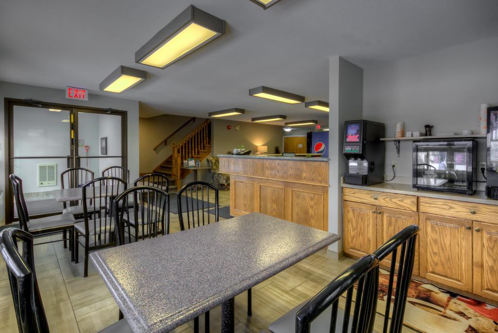 Econo Lodge Regina Exteriér fotografie