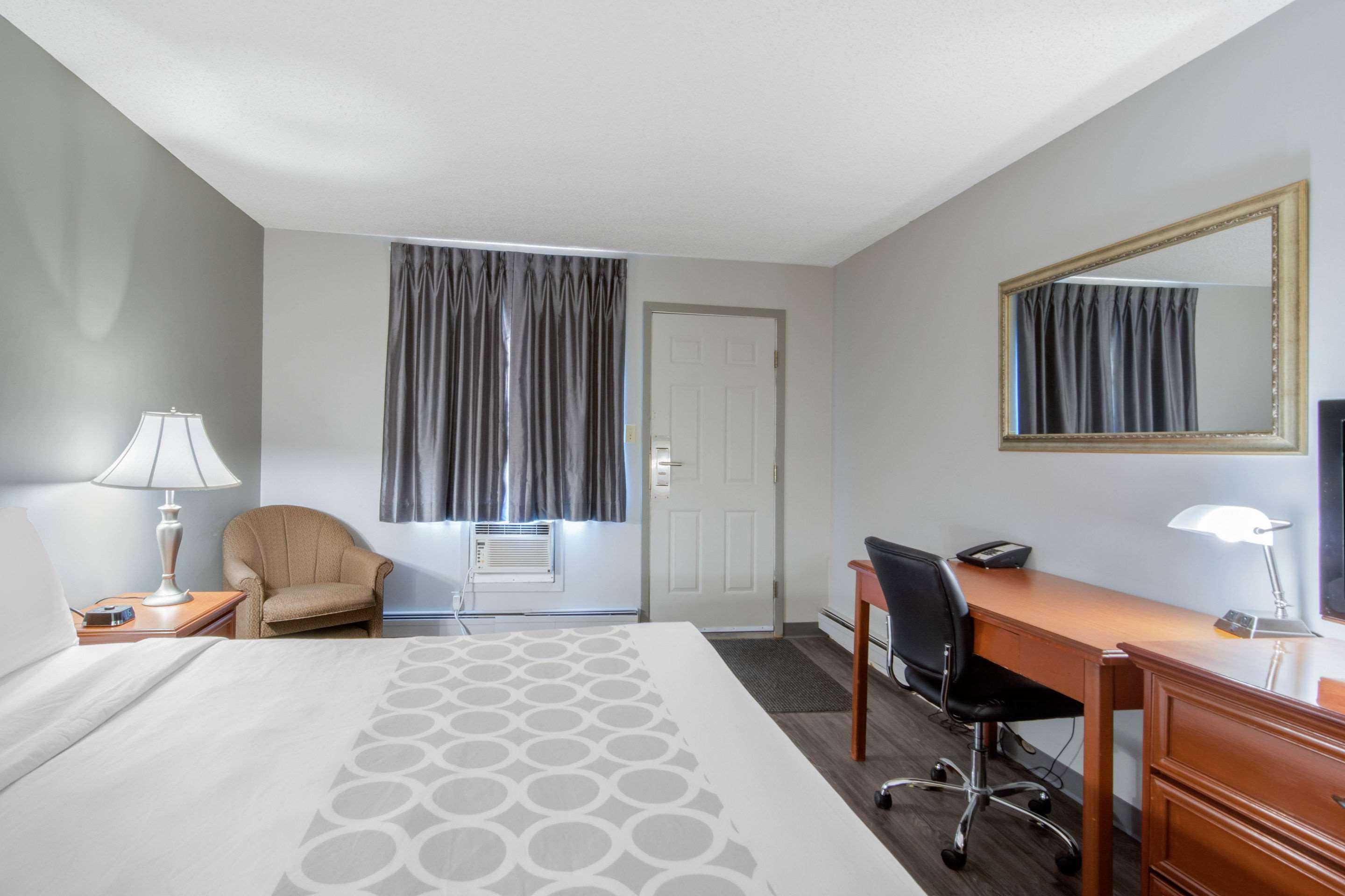 Econo Lodge Regina Exteriér fotografie